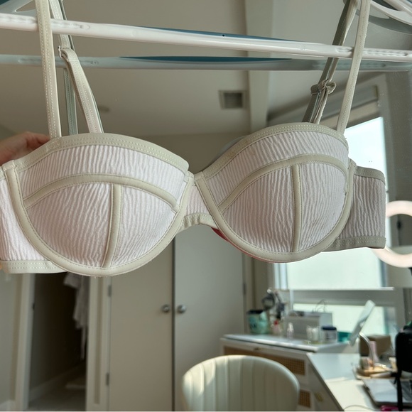 Triangl swim top! 🥥 - Picture 7 of 7